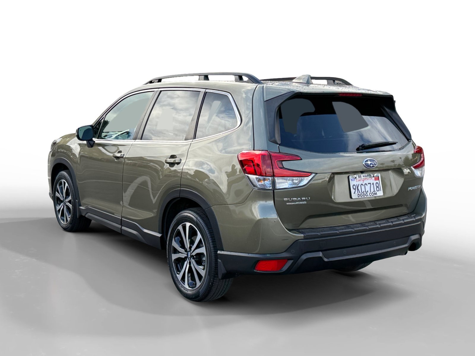 Certified 2023 Subaru Forester Limited AWD/4WD image 3