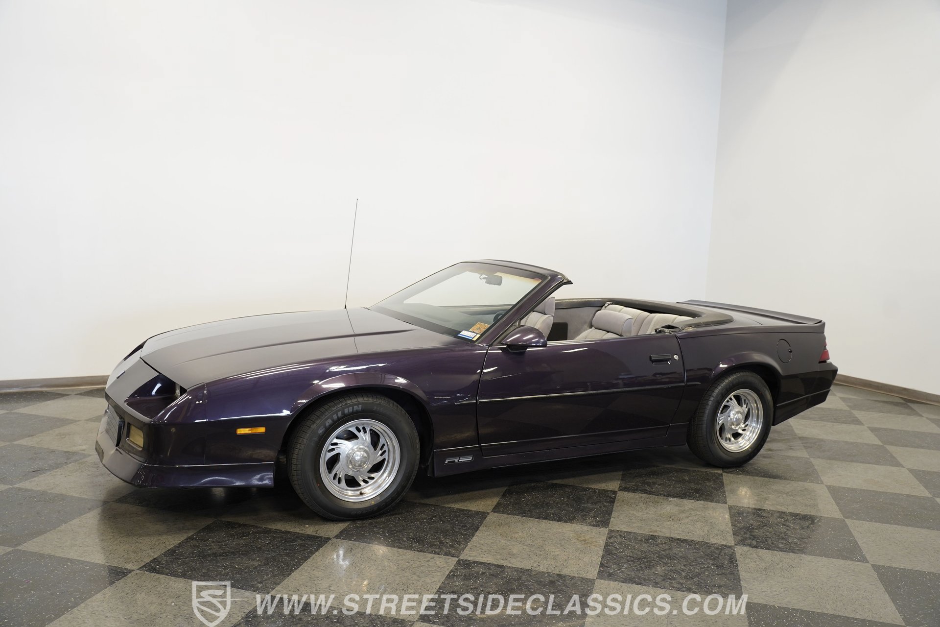 Used 1989 Chevrolet Camaro RS RWD image 7