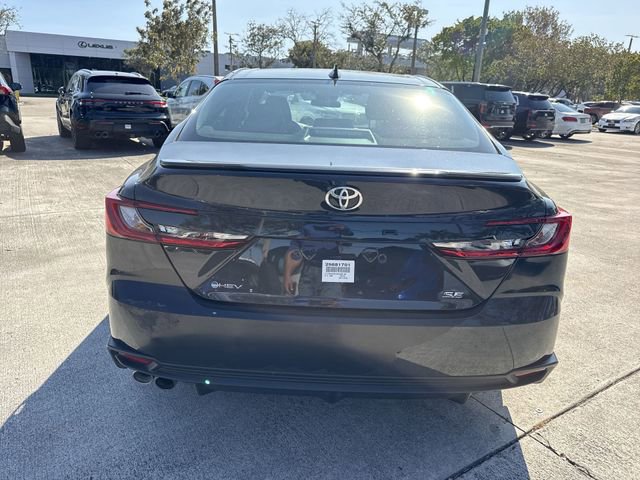 Used 2025 Toyota Camry SE image 23