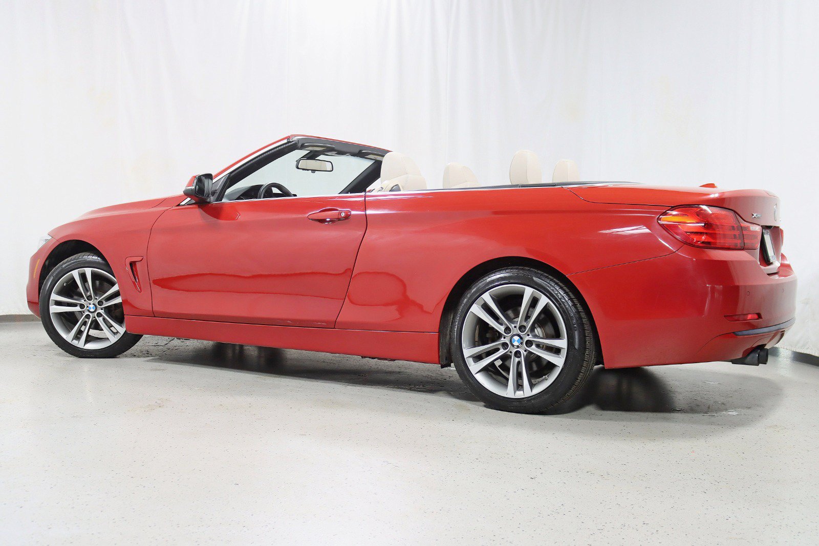 Used 2017 BMW 430i xDrive Convertible AWD/4WD image 8