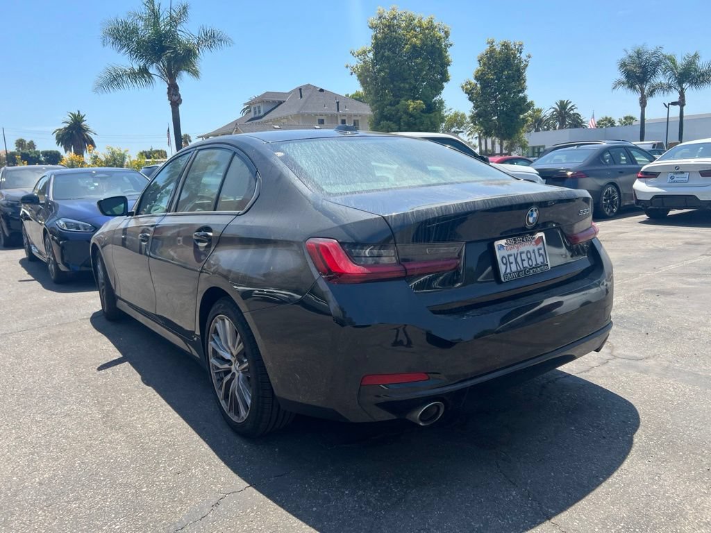 Used 2023 BMW 330i Sedan RWD image 4