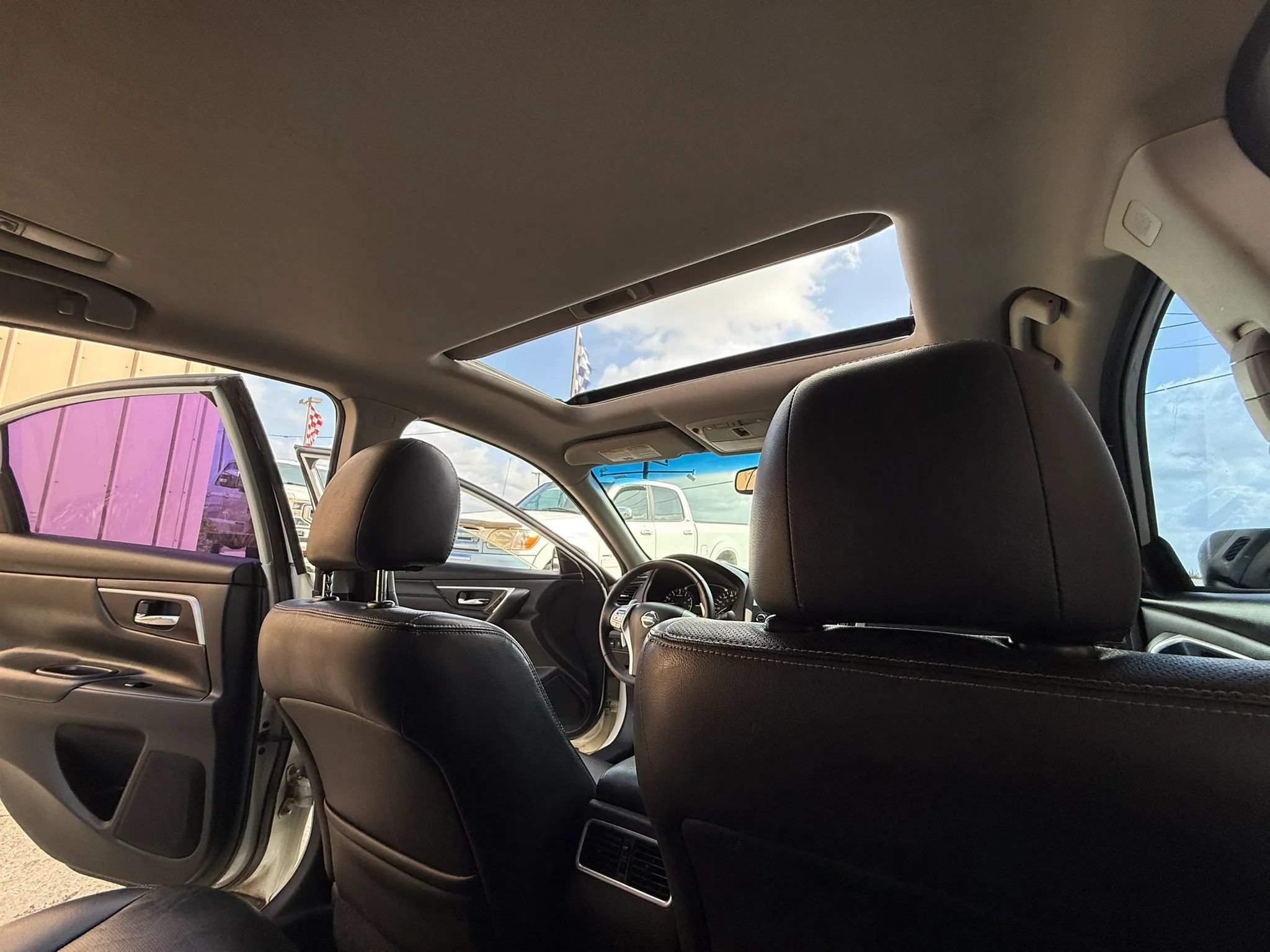 Used 2017 Nissan Altima 3.5 SL FWD image 24