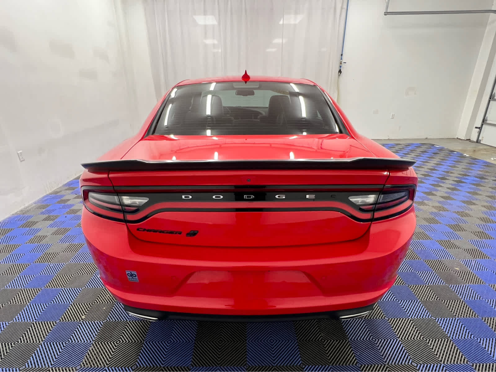 Used 2019 Dodge Charger SXT w/ Plus Group image 9