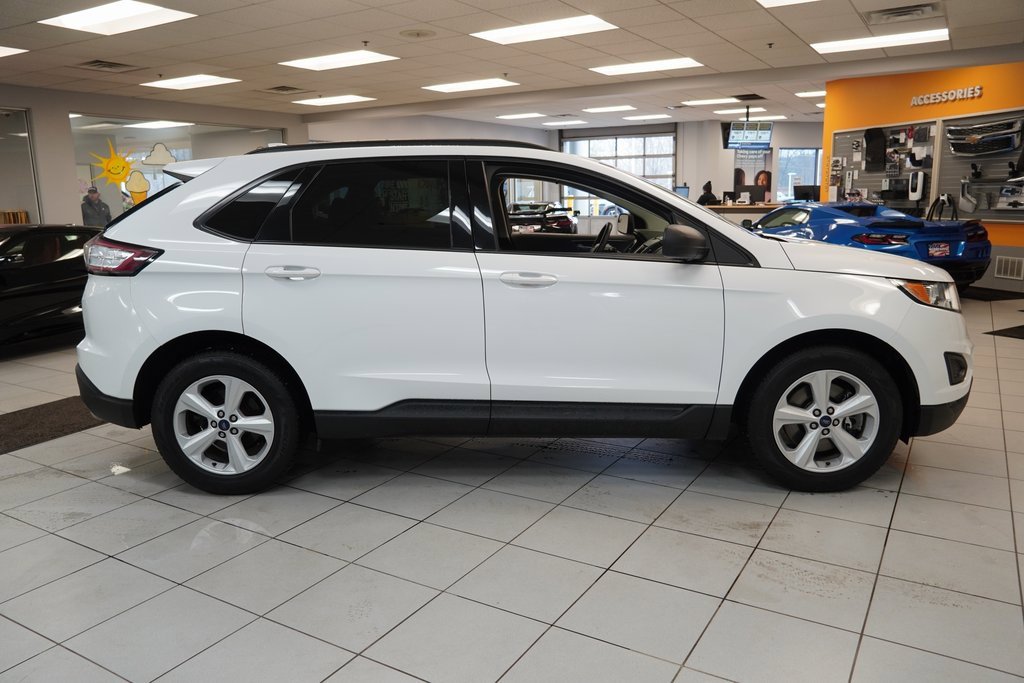 Used 2015 Ford Edge SE image 12