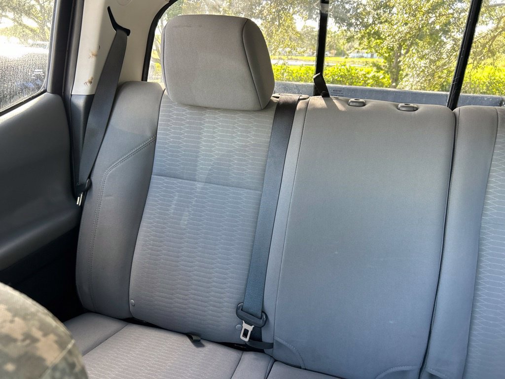 Used 2019 Toyota Tacoma SR5 AWD/4WD image 12