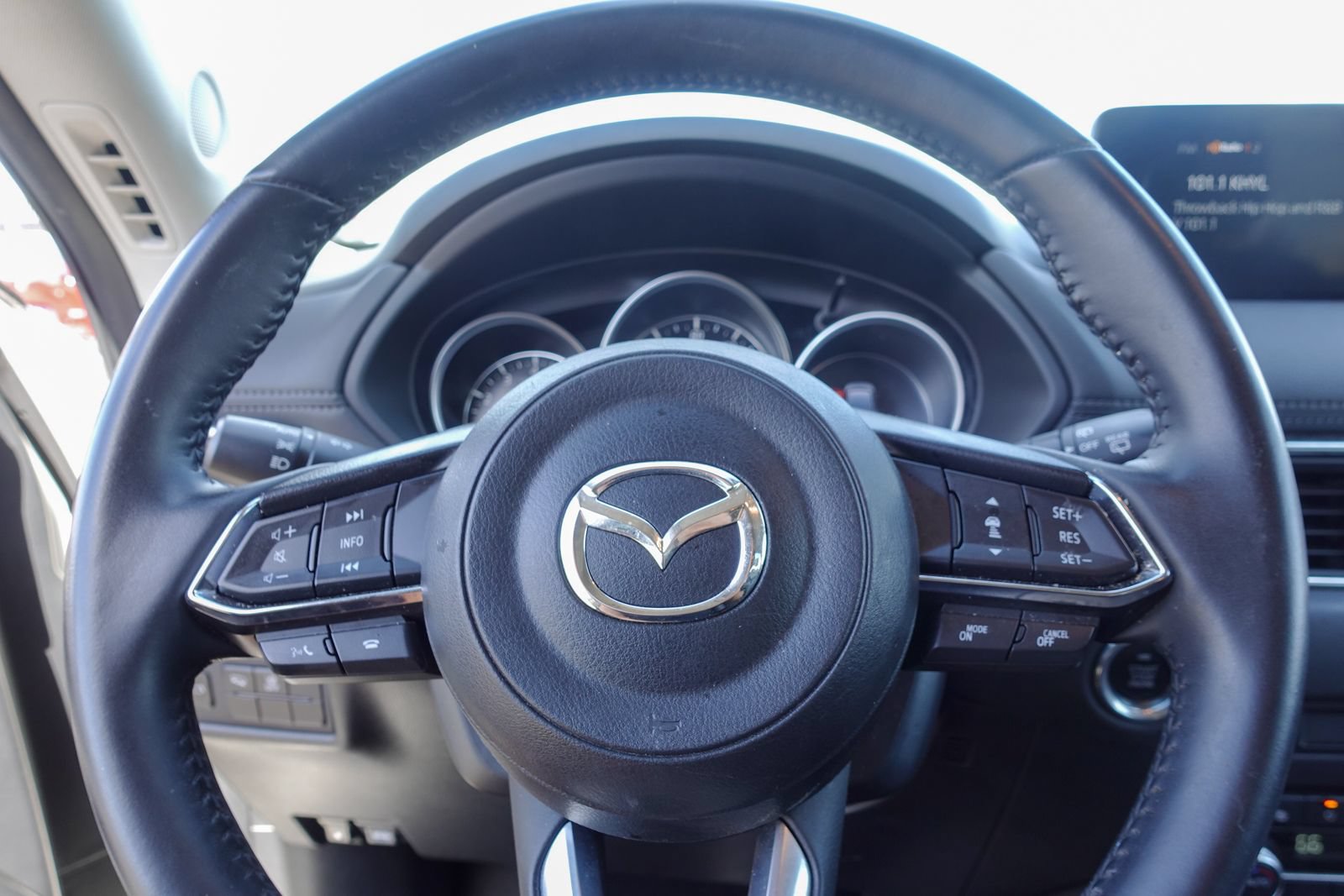 Used 2025 MAZDA CX-5 AWD 2.5 S w/ Preferred Package image 19