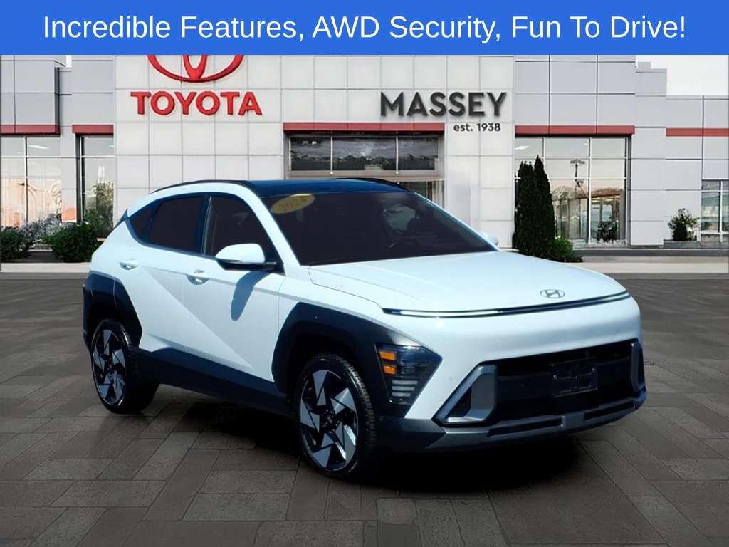 Used 2024 Hyundai Kona Limited AWD/4WD image 3
