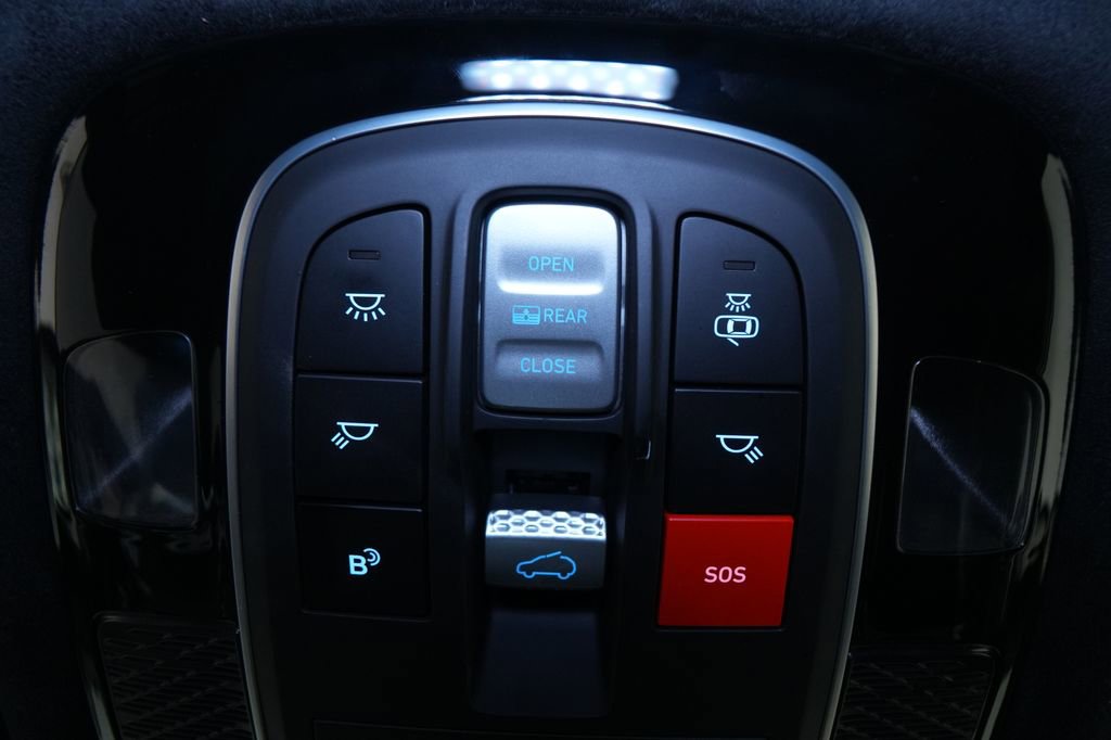 Used 2024 Hyundai Palisade Calligraphy image 47