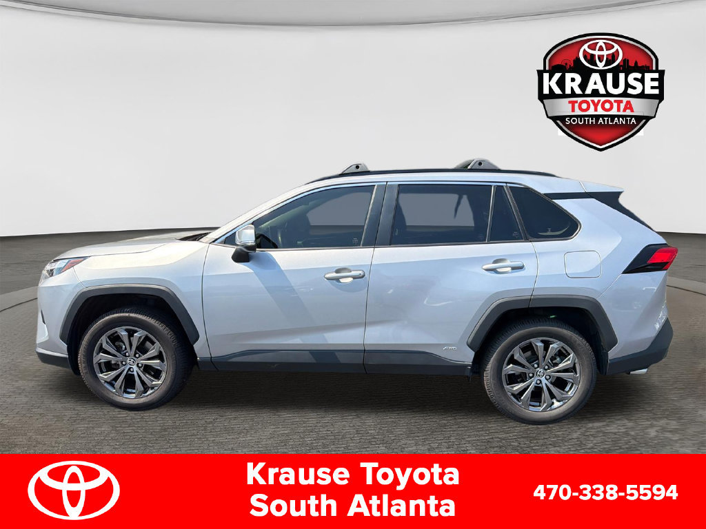 Used 2023 Toyota RAV4 XLE Premium AWD/4WD image 4