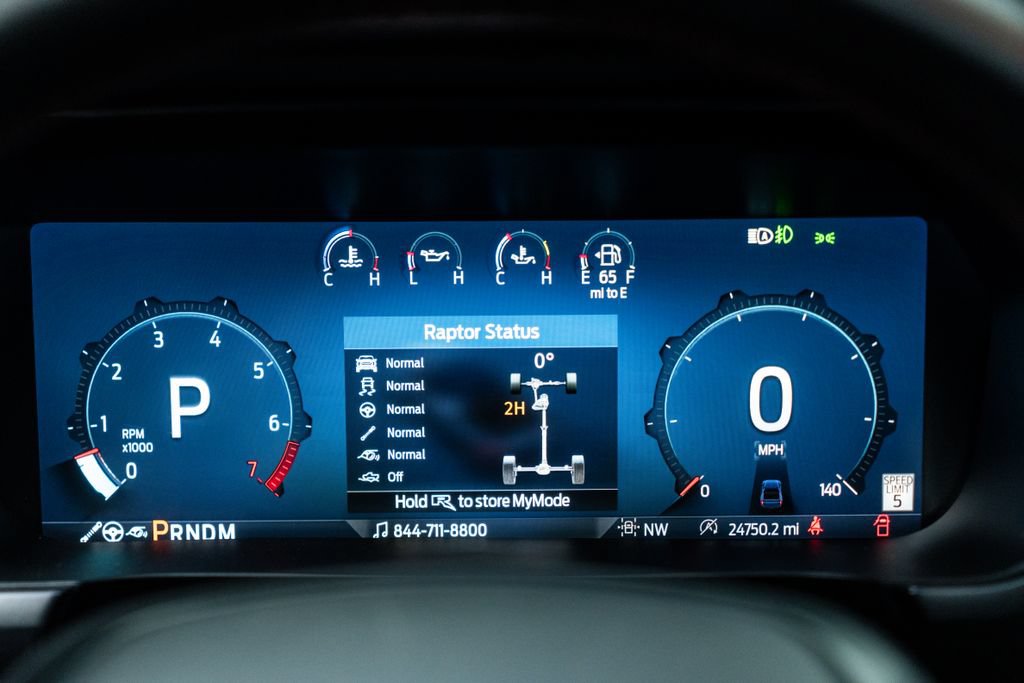 Used 2025 Ford F150 Raptor AWD/4WD image 39