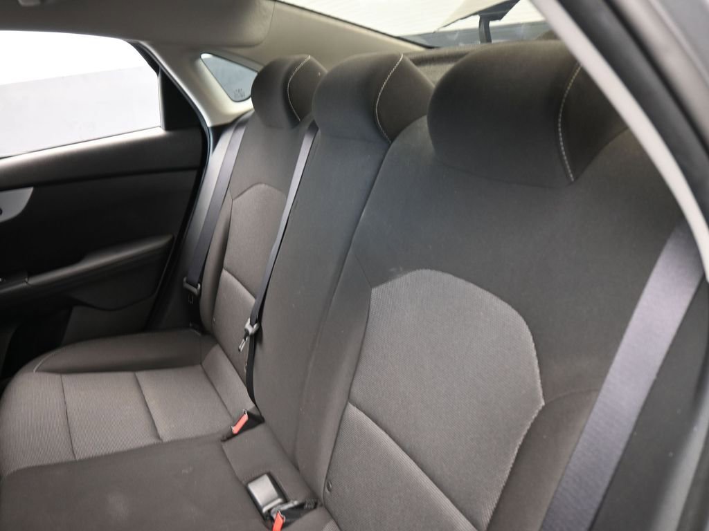Used 2023 Kia Forte LXS image 27