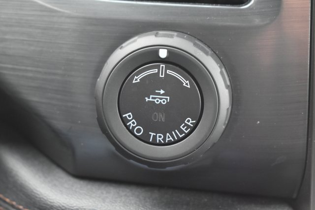 Used 2024 Ford F150 Lightning Lariat image 25