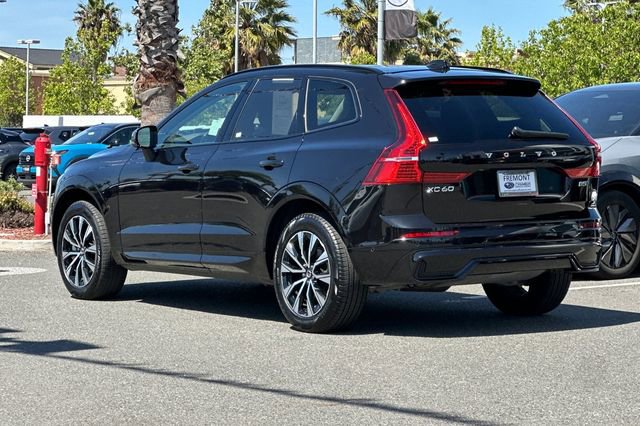 Used 2025 Volvo XC60 B5 Plus AWD/4WD image 6