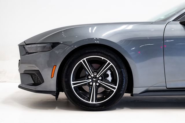 Used 2025 Ford Mustang Premium image 24