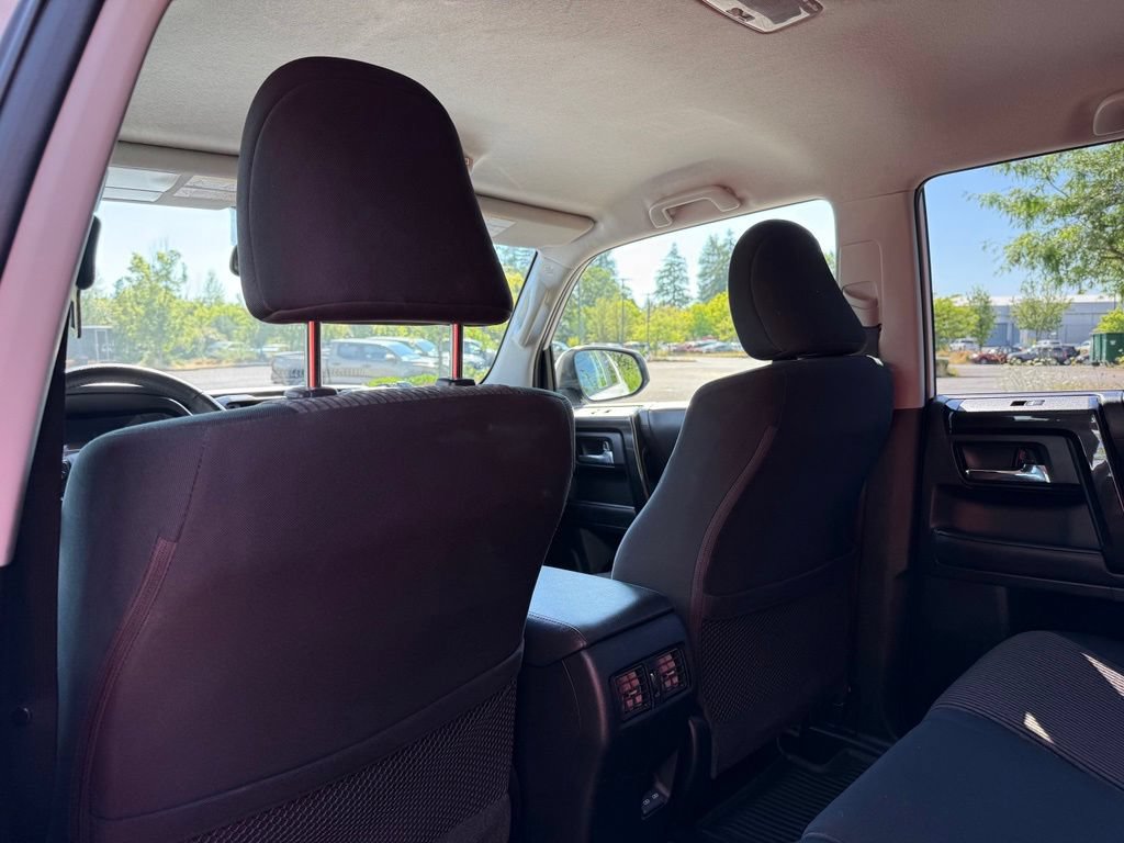 Used 2023 Toyota 4Runner TRD Off-Road AWD/4WD image 17