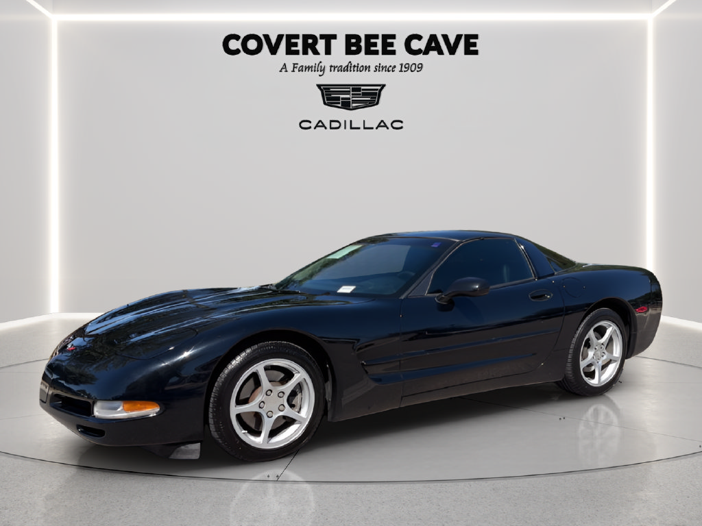 Used 2000 Chevrolet Corvette Coupe w/ Roof Pkg RWD image 3