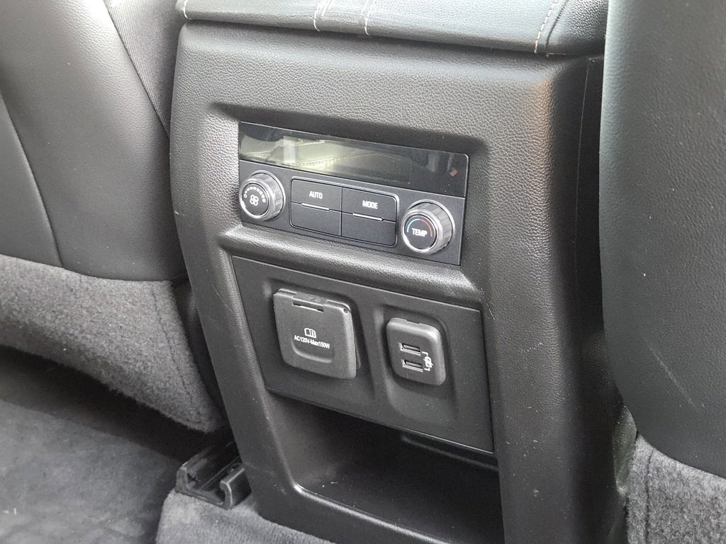 Used 2020 Chevrolet Traverse LT w/ LT Premium Package image 35