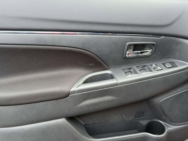 New 2025 Mitsubishi Outlander Sport ES image 13