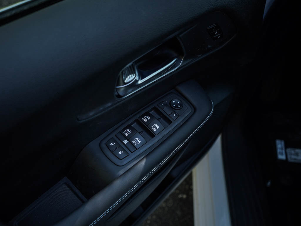 New 2026 Chrysler Pacifica Select AWD/4WD image 20
