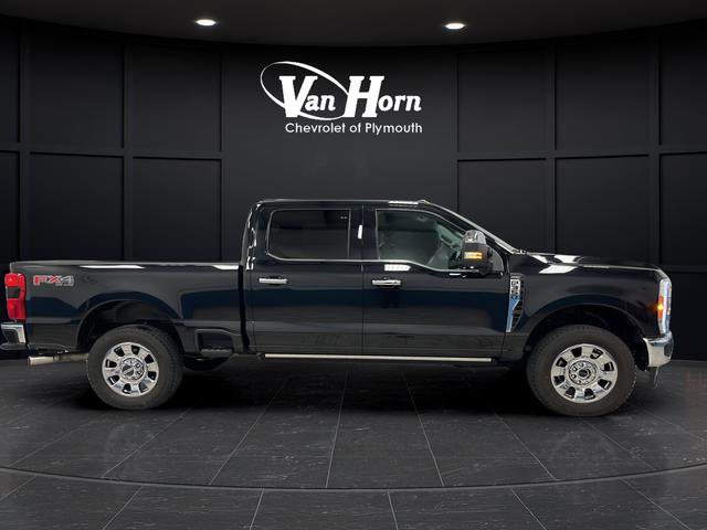 Used 2023 Ford F350 Lariat w/ Lariat Ultimate Package image 3