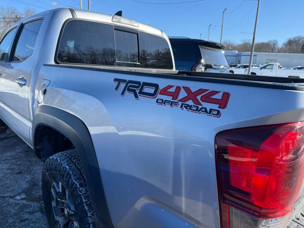 Used 2019 Toyota Tacoma TRD Off-Road image 5