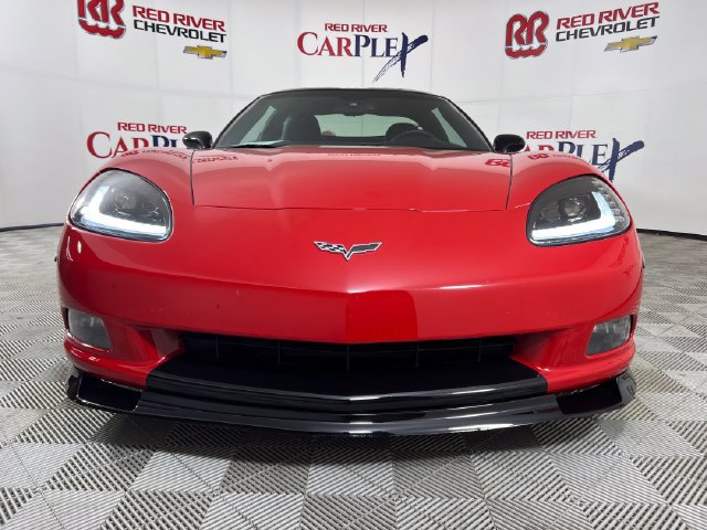 Used 2007 Chevrolet Corvette Coupe RWD image 2