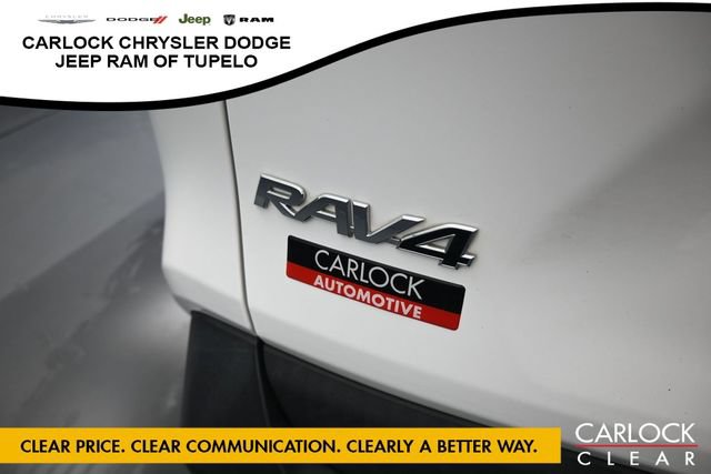 Used 2021 Toyota RAV4 LE AWD/4WD image 37