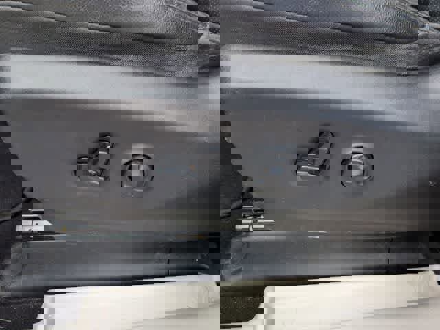 Used 2018 Chrysler Pacifica Touring-L Plus w/ Advanced Safetytec Group image 17