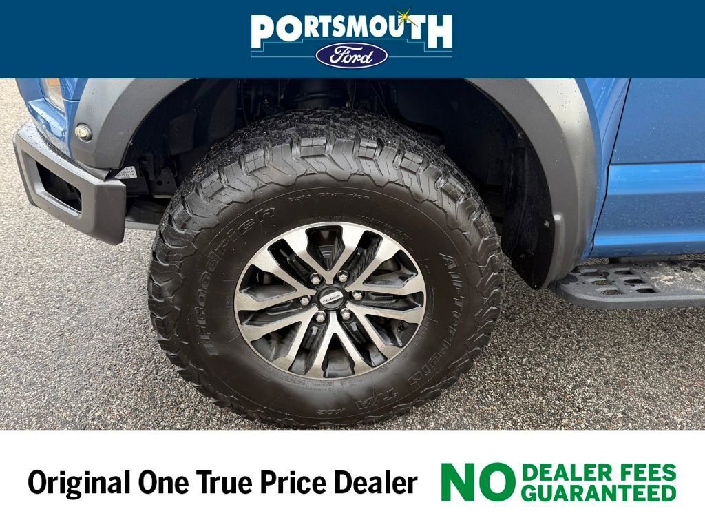 Certified 2019 Ford F150 Raptor w/ Equipment Group 802A Luxury image 30