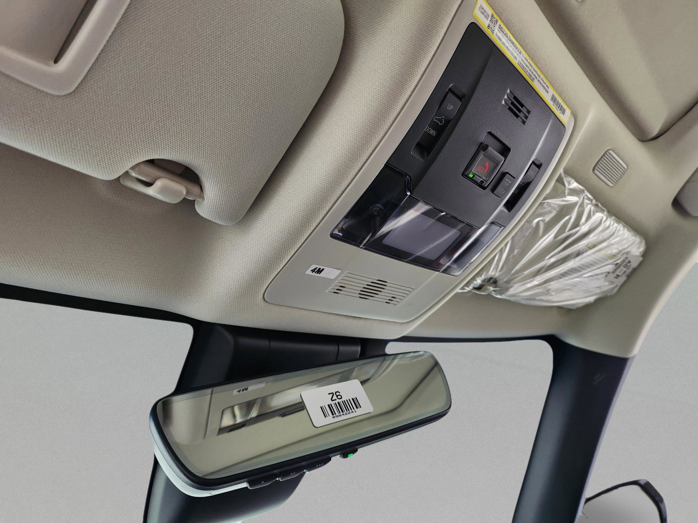 New 2025 Lexus ES 300h w/ Premium Package image 22