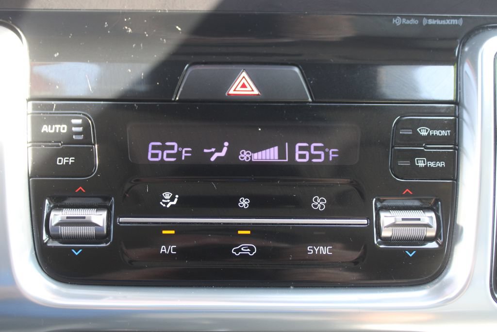 Certified 2023 Kia Sorento SX AWD/4WD image 43