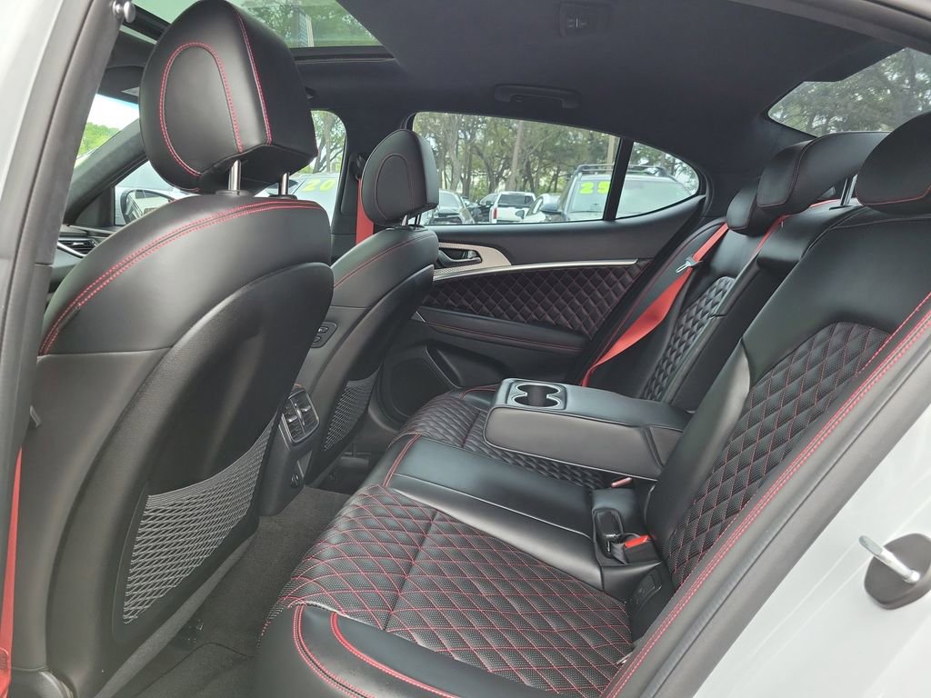 Used 2022 Genesis G70 3.3T RWD image 14