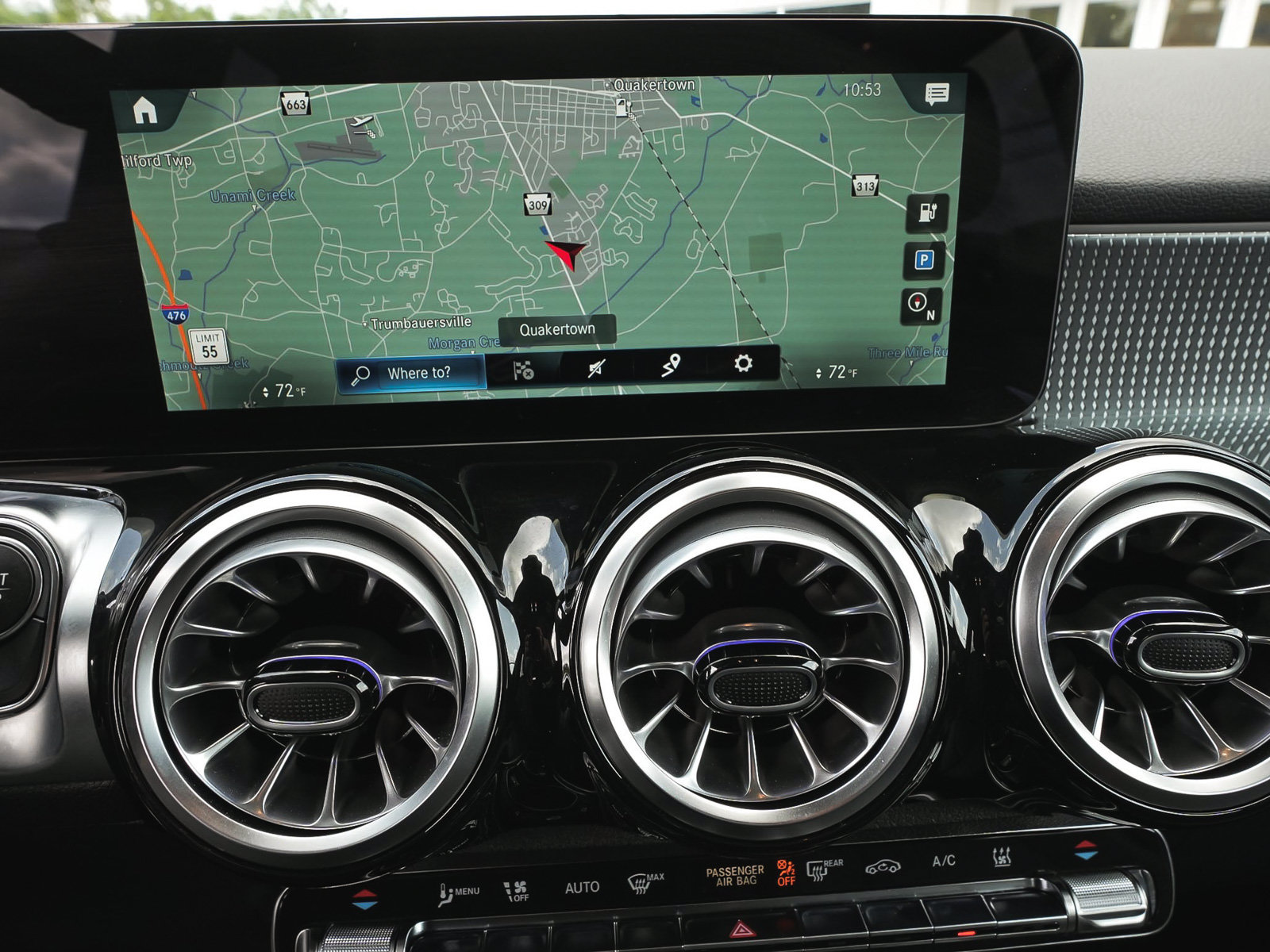Used 2023 Mercedes-Benz EQB 300 4MATIC w/ Pinnacle Package image 34