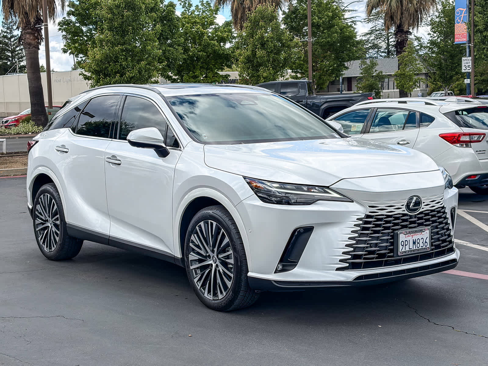 Used 2024 Lexus RX 350 Premium Plus w/ Convenience Package FWD image 5
