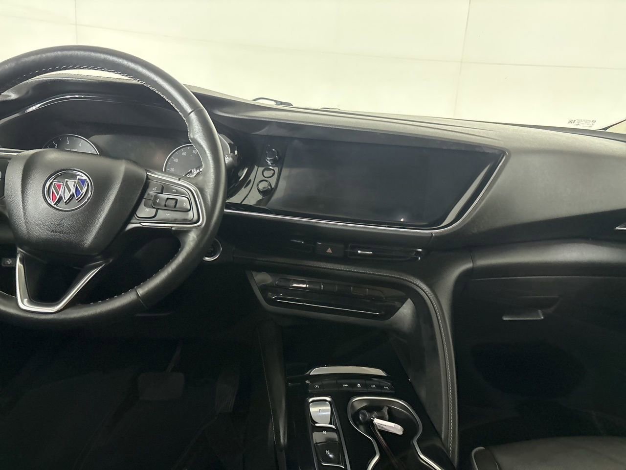Used 2023 Buick Envision Avenir image 25