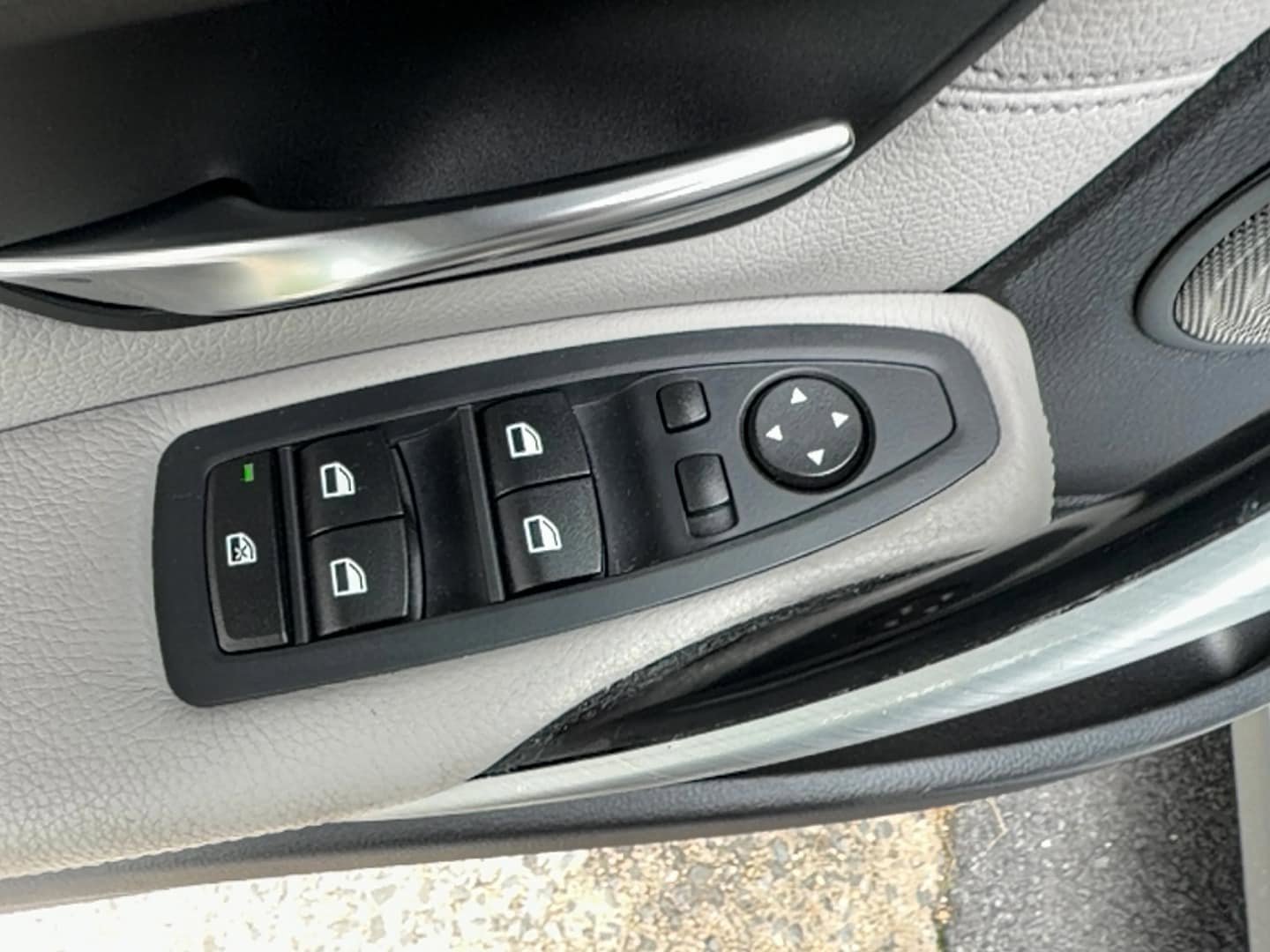 Used 2012 BMW 335i Sedan RWD image 16