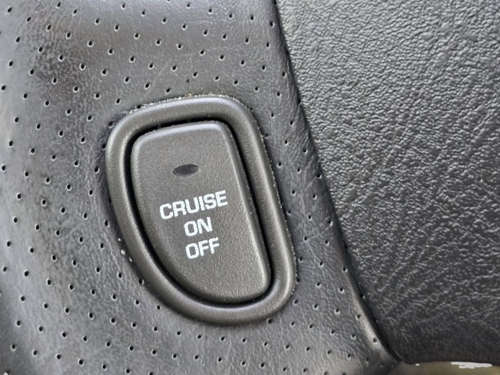 Used 2001 Saturn S-Series SL2 image 30