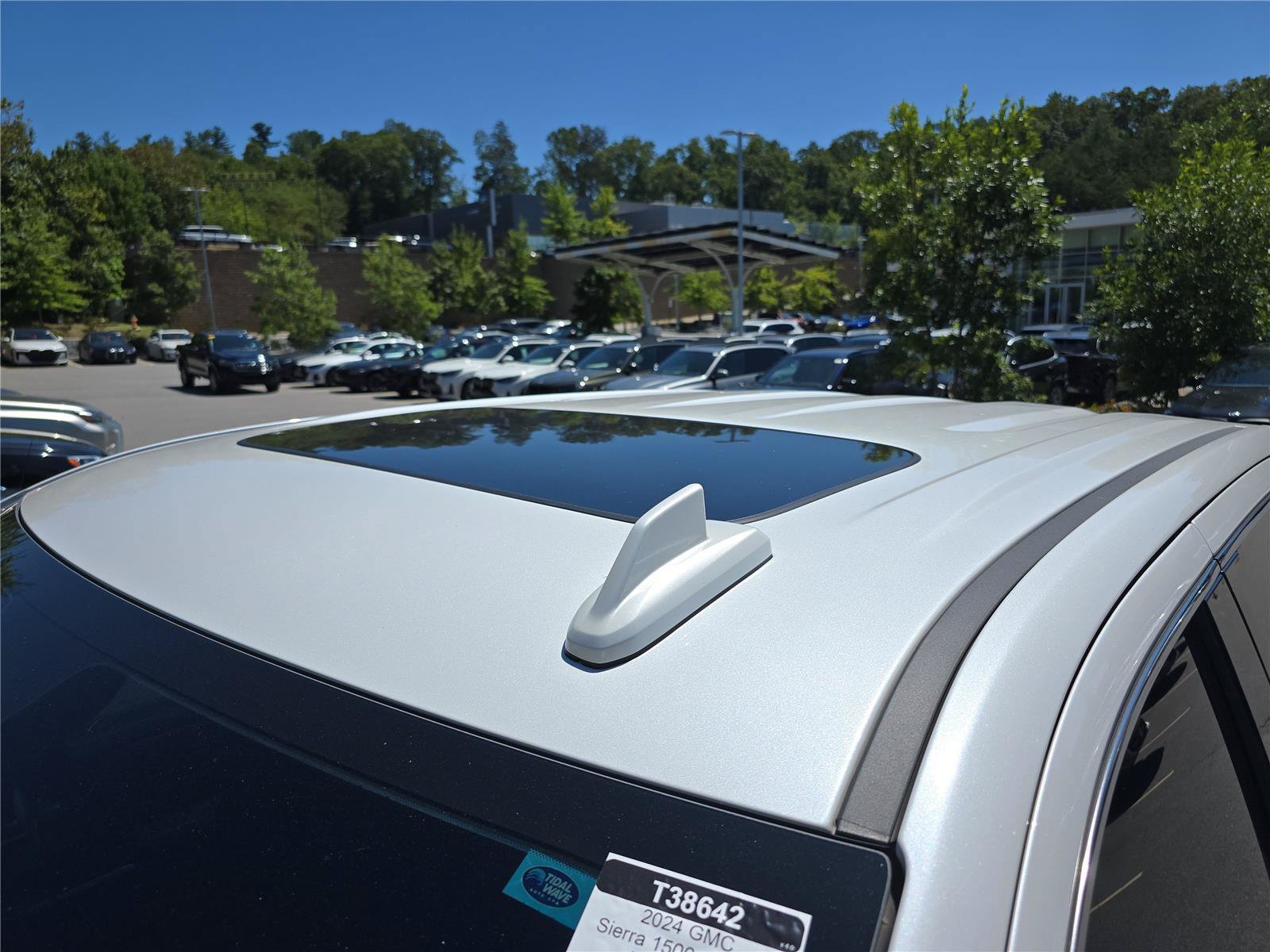 Used 2024 GMC Sierra 1500 Denali AWD/4WD image 11