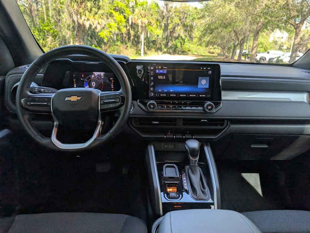 Used 2023 Chevrolet Colorado LT w/ LT Convenience Package RWD image 13