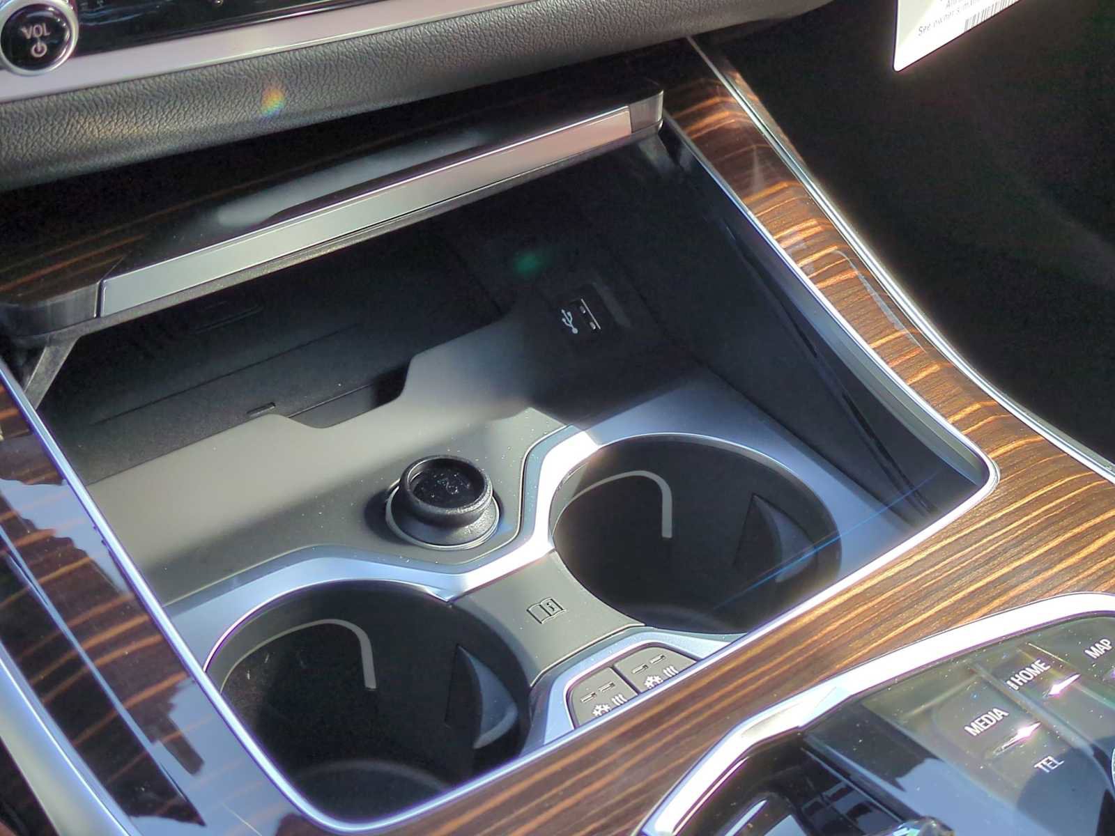 New 2026 BMW X7 xDrive40i w/ Executive Package image 34