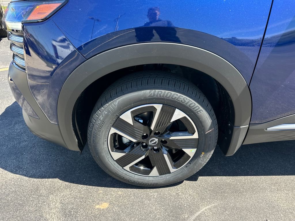 New 2026 Nissan Kicks SV w/ Cold Weather Package AWD/4WD image 35