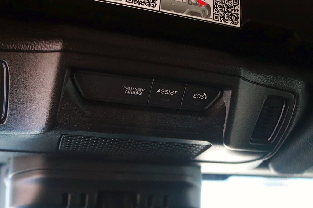 Used 2025 Jeep Wrangler Unlimited Sport AWD/4WD image 26