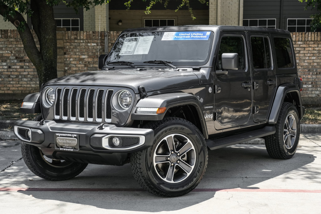 Used 2023 Jeep Wrangler Unlimited Sahara w/ LED Lighting Group AWD/4WD image 12