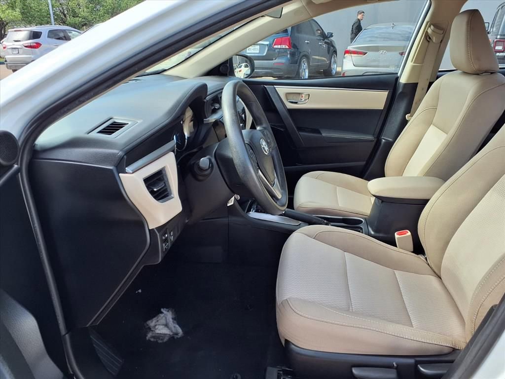 Used 2016 Toyota Corolla LE image 10