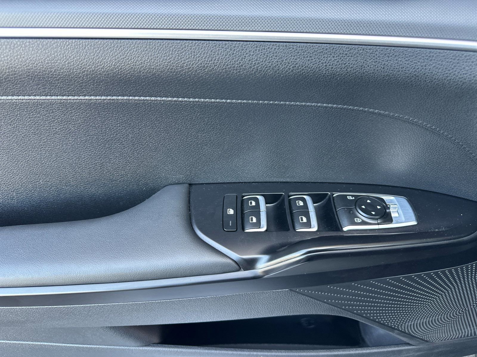 Used 2024 Kia K5 GT-Line image 11