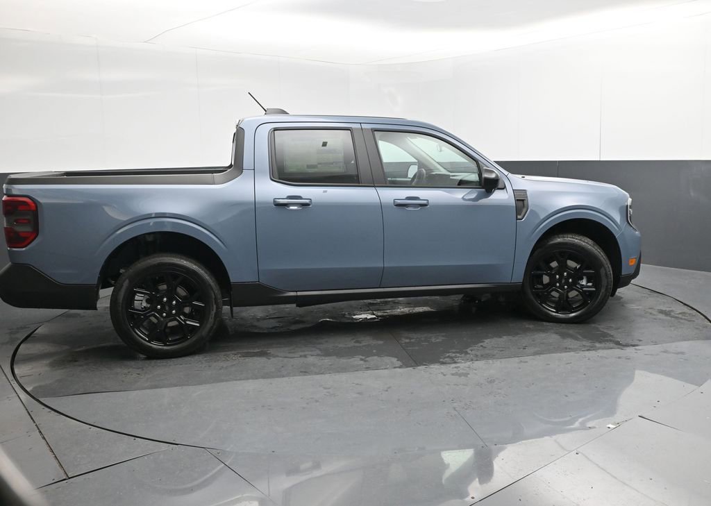 New 2026 Ford Maverick Lariat w/ Black Appearance Package image 7