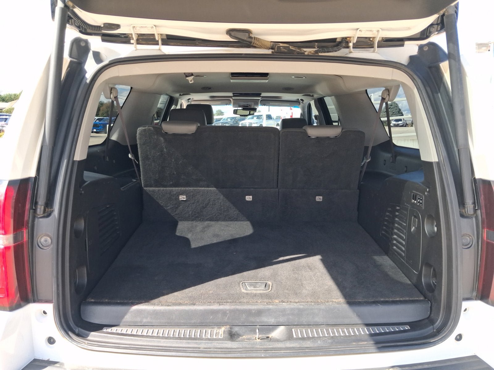 Used 2017 Chevrolet Suburban LT AWD/4WD image 27