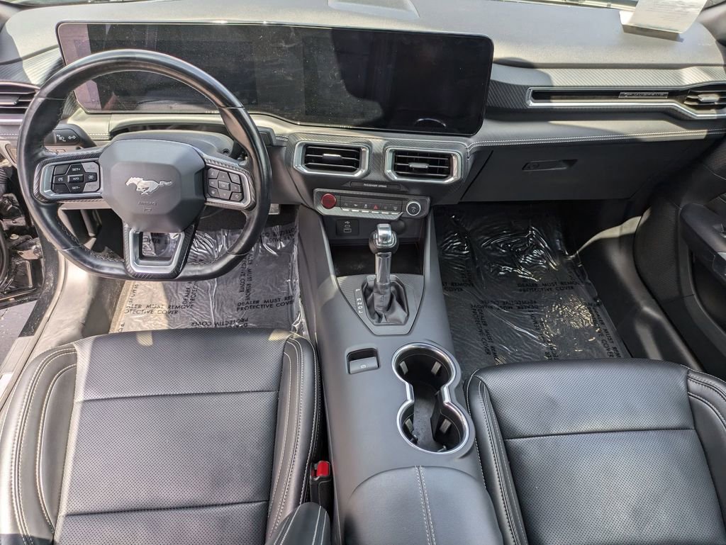 Used 2025 Ford Mustang Premium image 24