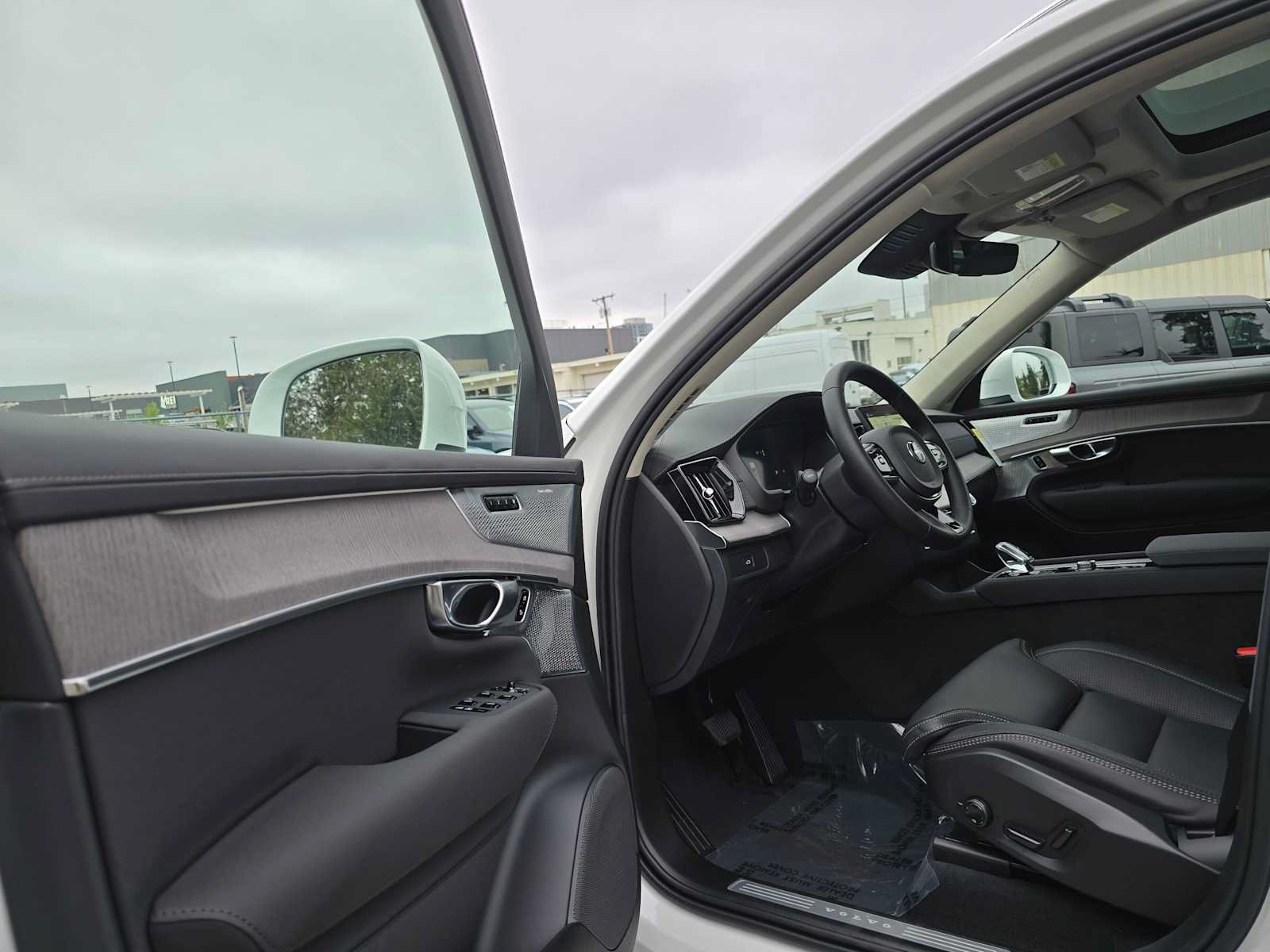 New 2027 Volvo XC90 B6 Ultra AWD/4WD image 21