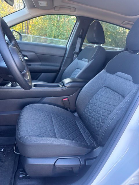 Certified 2025 Nissan Kicks SV w/ SV Premium Package AWD/4WD image 10